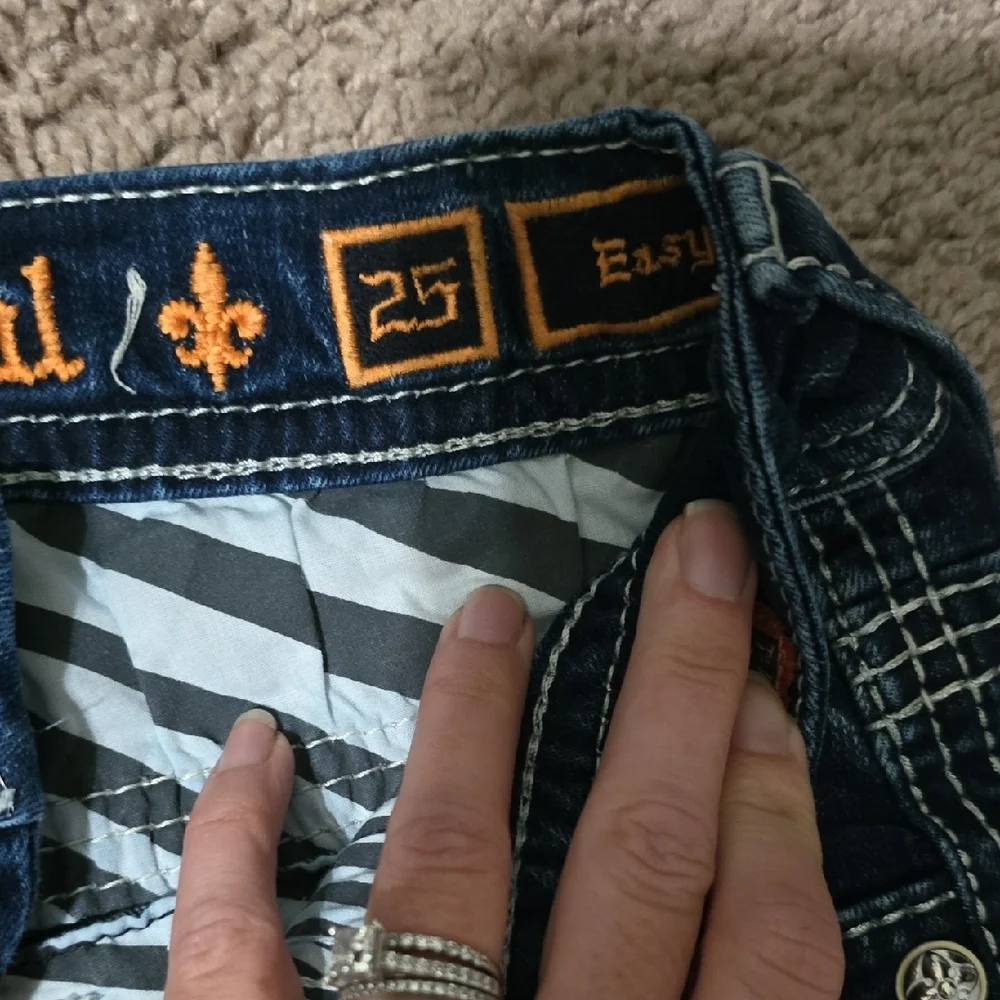 Rock Revival Distressed Blue Jean Shorts - Picture 3 of 4